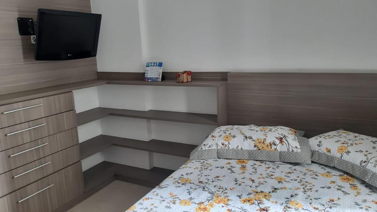 Apartament Flat Em Pitangueiras - Sacada Gourmet, 3 Dorms, Limpeza Diaria E Serv De Praia Guarujá Zewnętrze zdjęcie